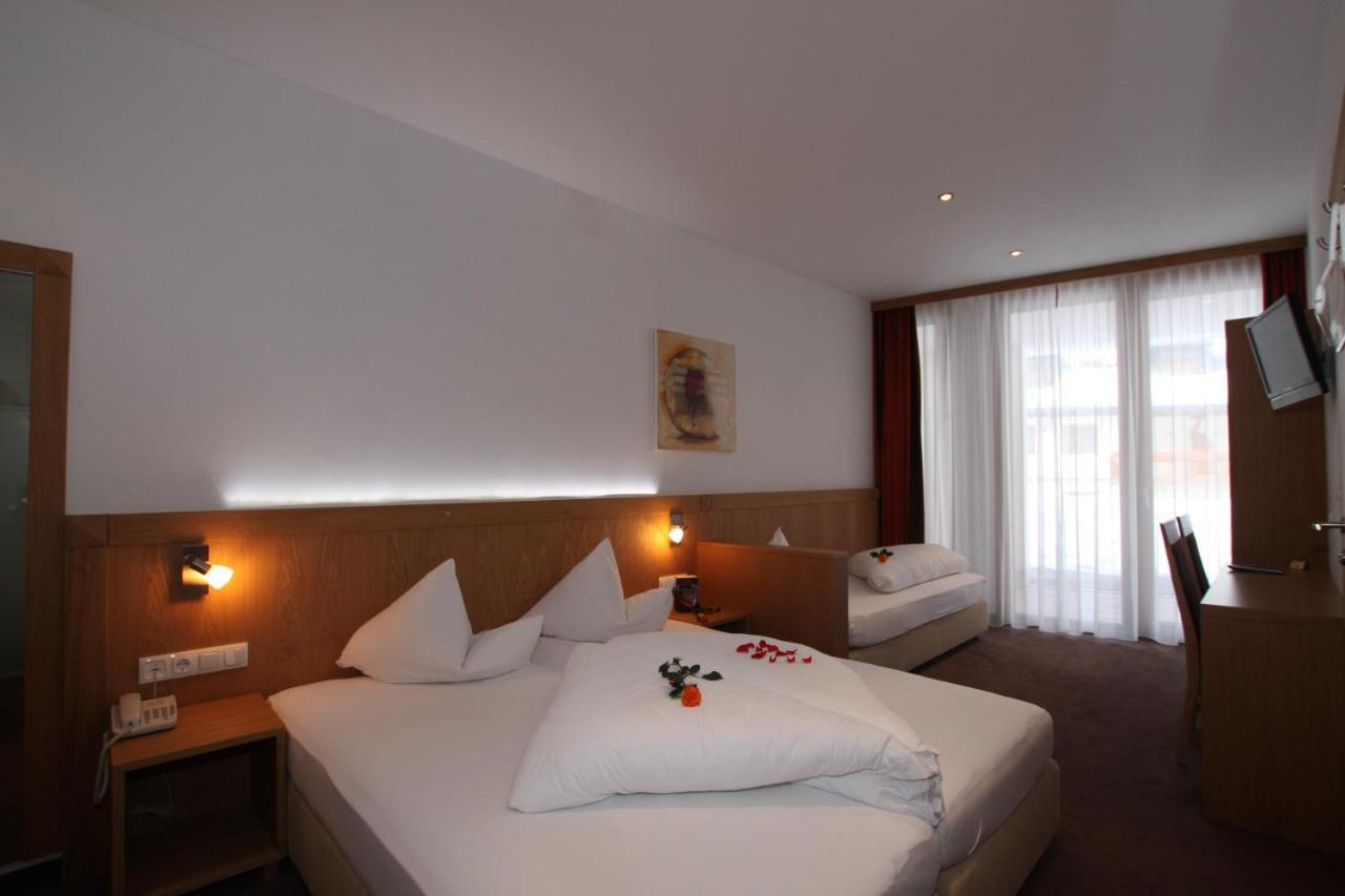 Hotel Garni Panorama Ischgl Buitenkant foto