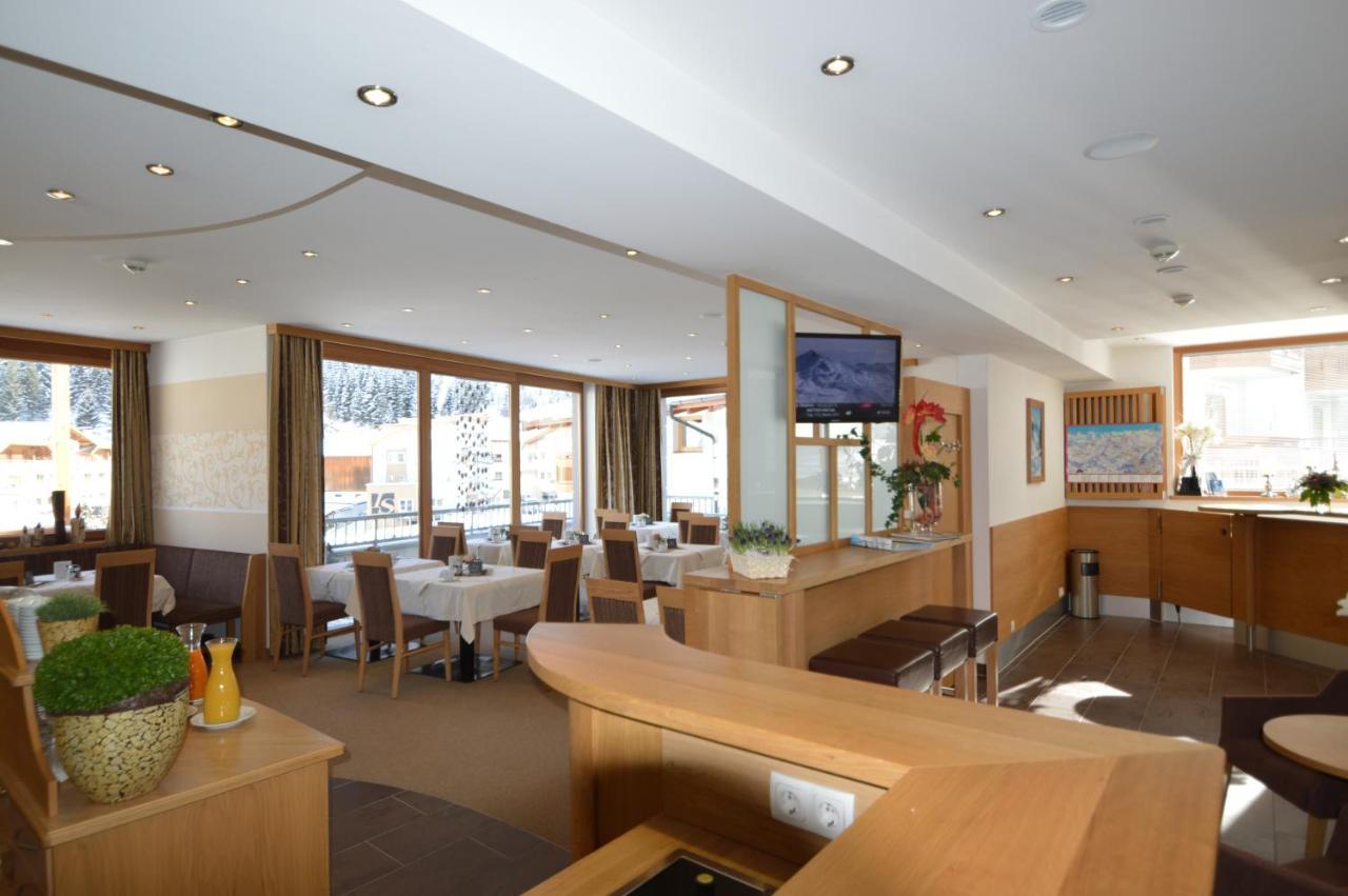 Hotel Garni Panorama Ischgl Buitenkant foto